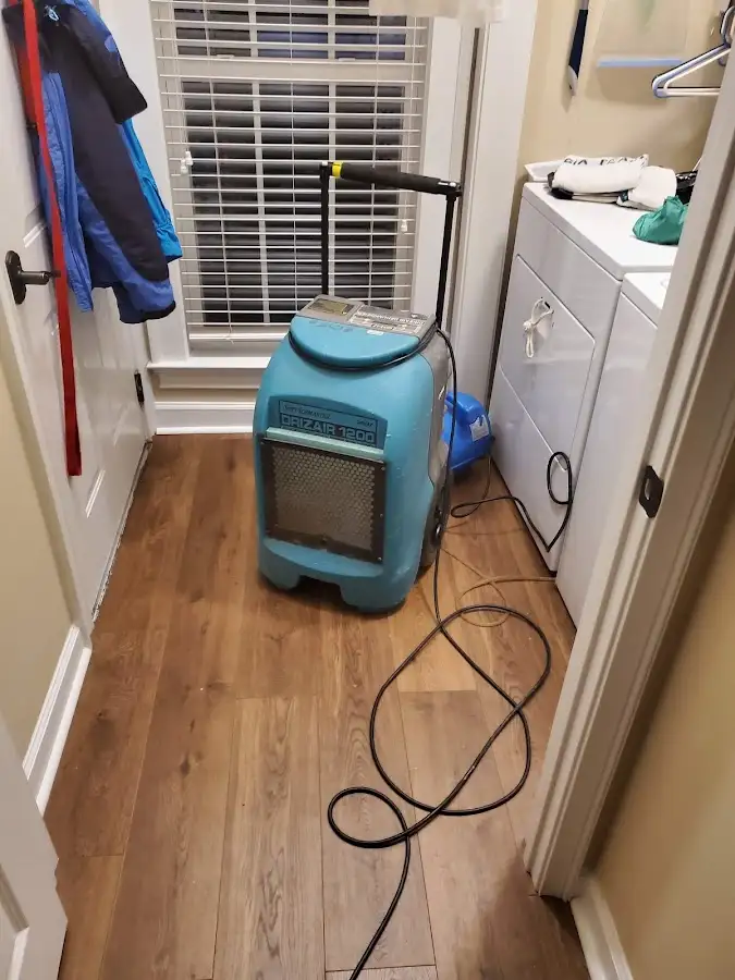 Commercial dehumidifier deployed for Crawl Space Restoration in Waimea